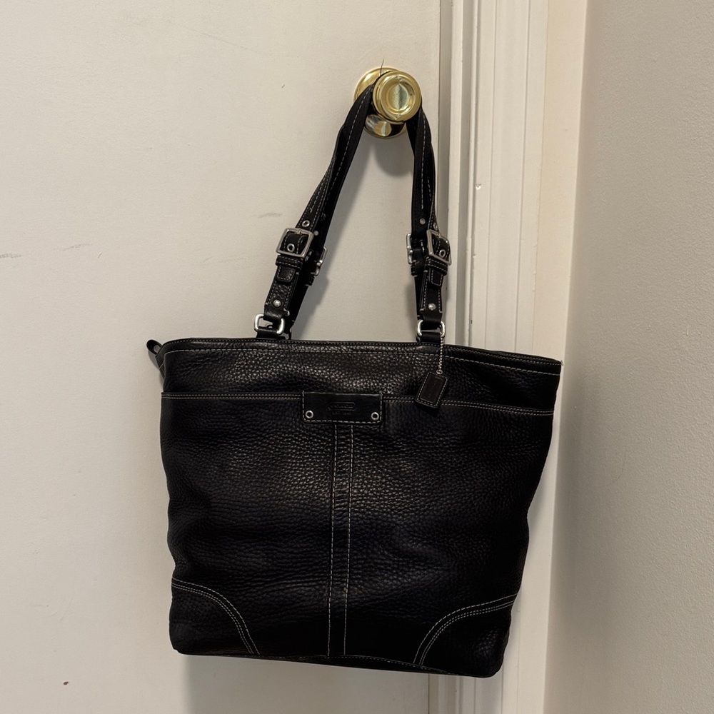 Coach Black Leather Tote Bag with Adjustable Straps